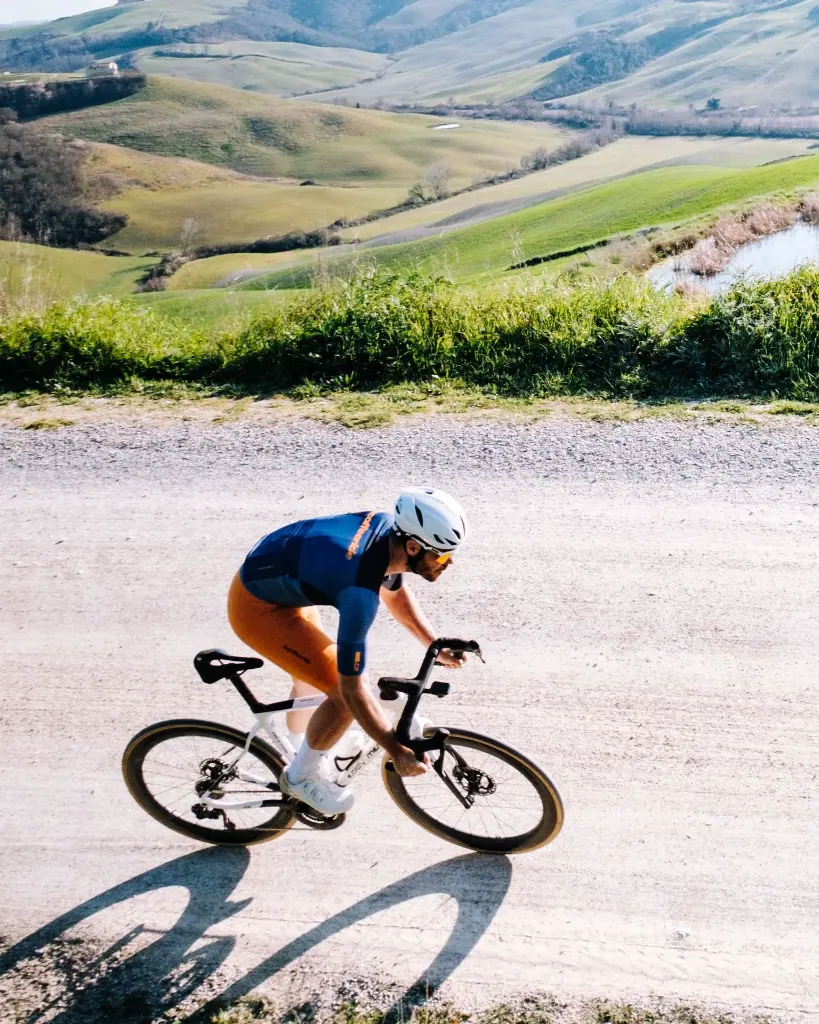 @cyclingmedia_agency - Le Coffee Ride Shooting - c'est la course - Strade Bianche - 6.3.2025-0403 (1).webp