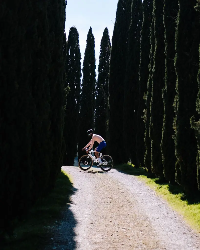 @cyclingmedia_agency - Le Coffee Ride Shooting - c'est la course - Strade Bianche - 6.3.2025-0636.webp