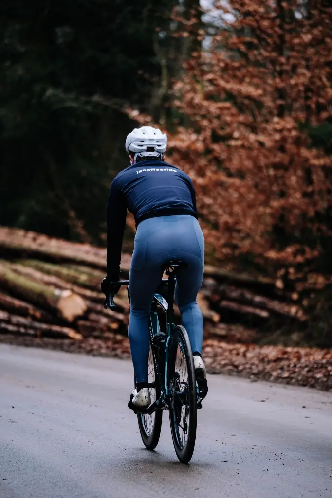 @cyclingmedia_agency - Le Coffee Ride - Shooting Mid Season - 2.2.2026_0083.webp