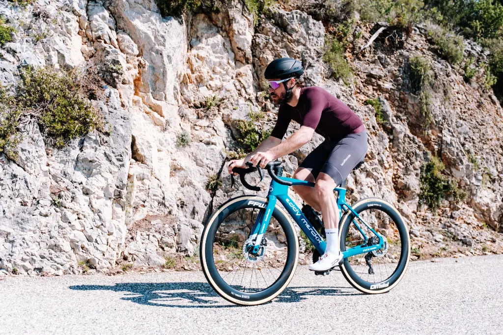 @cyclingmedia_agency - Le Coffee Ride - Ultimate Jersey - Day 5 - 23.3.2026_0008.webp