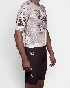 image00025.webp
