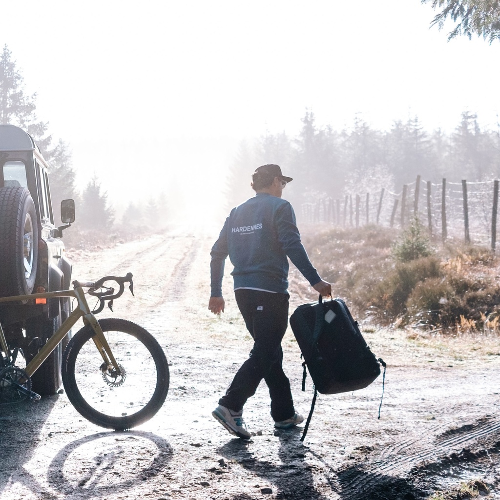 https://www.lecoffeeride.cc/wp-content/uploads/2024/02/@cyclingmedia_agency-Le-Coffee-Ride-Shooting-Defender-Liege-28.2.2024-126.jpg