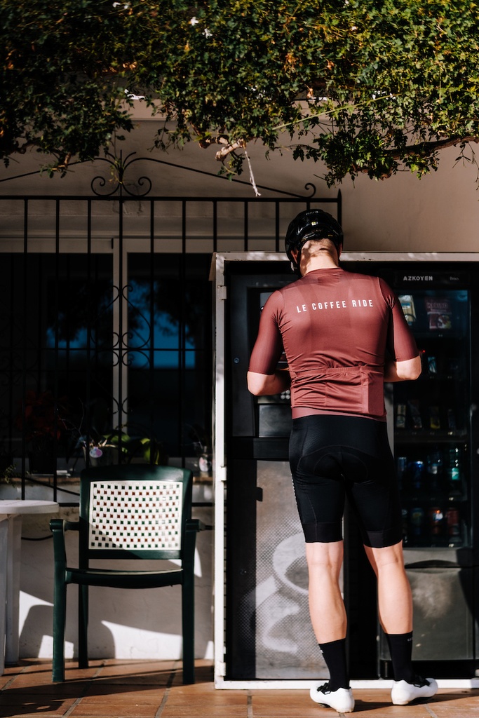 https://www.lecoffeeride.cc/wp-content/uploads/2024/03/@cyclingmedia_agency-Le-Coffee-Ride-Shooting-2024-Summer-Collection-11.1.2024-199.jpg