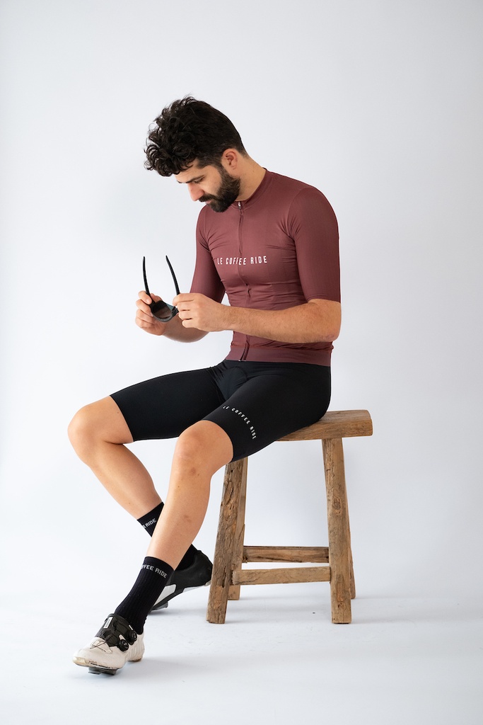https://www.lecoffeeride.cc/wp-content/uploads/2024/03/@cyclingmedia_agency-Le-Coffee-Ride-Studio-Shooting-11.1.2024-274.jpg