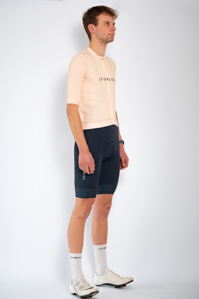 https://www.lecoffeeride.cc/wp-content/uploads/2024/03/@cyclingmedia_agency-Le-Coffee-Ride-Studio-Shooting-11.1.2024-44.jpg