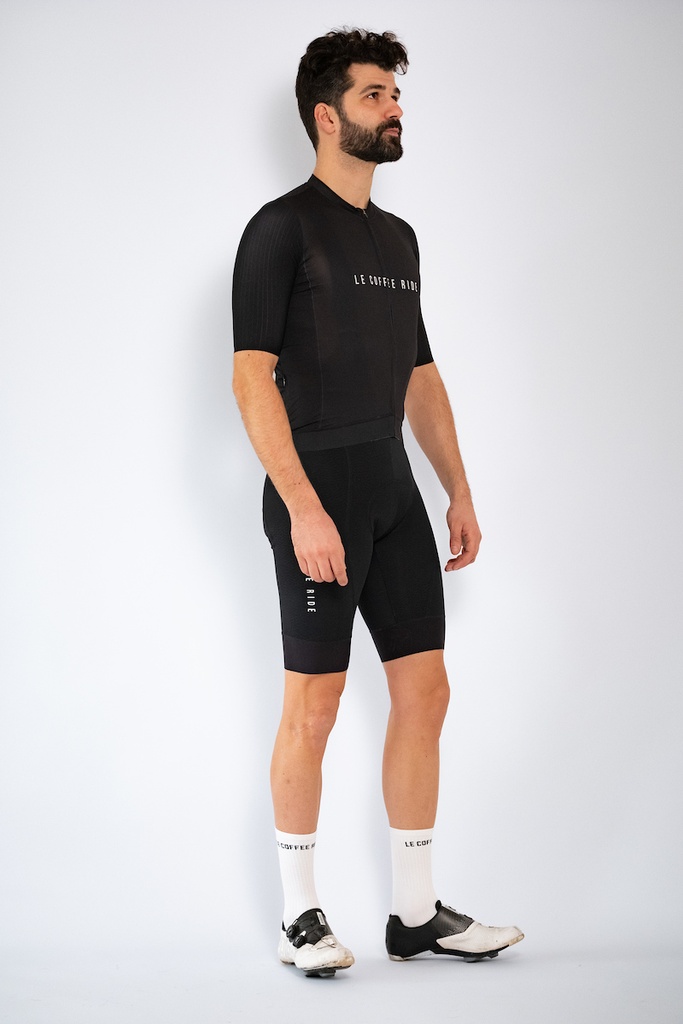 https://www.lecoffeeride.cc/wp-content/uploads/2024/03/@cyclingmedia_agency-Le-Coffee-Ride-Studio-Shooting-11.1.2024-15.jpg