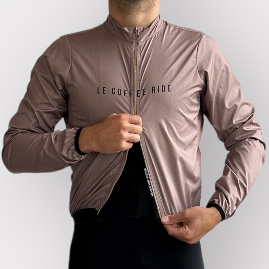 https://www.lecoffeeride.cc/wp-content/uploads/2024/09/457093565_981407480407316_1493261907945597869_n.jpg